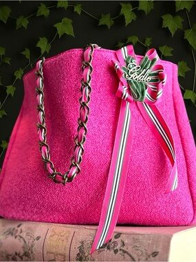 Limited Edition Hot Pink Goldie Bag by Bath & Body Works